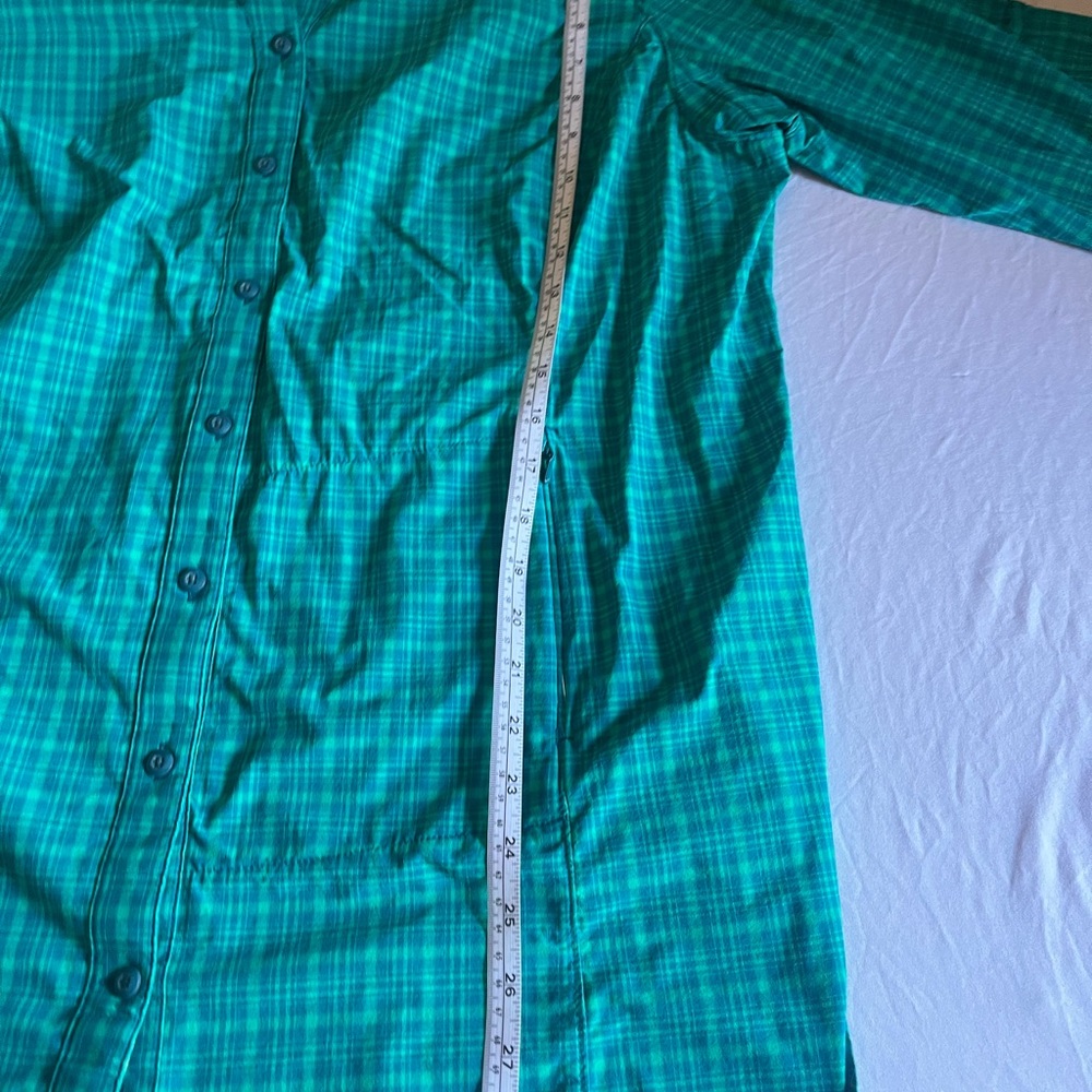 Duluth Trading‎ Co Teal Plaid Blouse - Picture 9 of 9